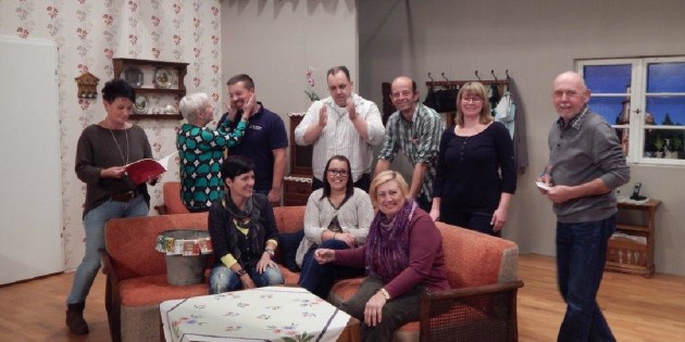 Die Vorbereitungen sind in vollem Gange: "s' Geld iss im Oamer" - demnächst präsentiert von der Hofheimer Theatergruppe "Krautstorze".
Garantie für einem humorvollen Abend im Bürgerhaus in Hofheim. Foto: sam