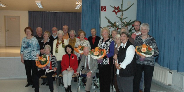Besinnlicher Advents-Nachmittag der Senioren der evangelischen und katholischen Kirche im Dorfgemeinschaftshaus Rosengarten. Foto: Sigrid Samson