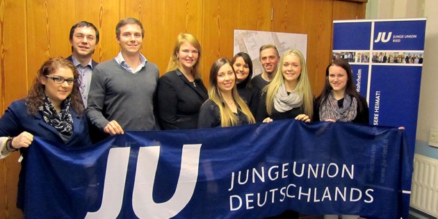 Jung, dynamisch und gut für die Zukunft aufgestellt: Der frisch gewählte Vorstand der JU Ried um die Vorsitzende Lisa Galvagno (5.v.l.).  Foto: oh