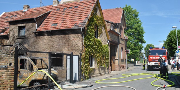 Trotz hohen Schadens verlief der Brand in Nordheim glimpflich ab: Denn Menschen kamen glücklicherweise nicht zu Schaden. Foto: Benjamin Kloos