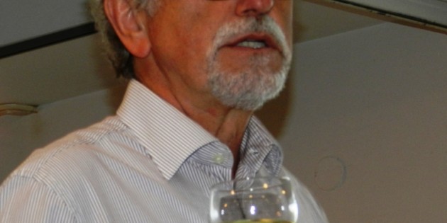 Dekan Karl Hans Geil begeisterte mit Fachwissen, Titaten und Anekdoten. Foto: oh