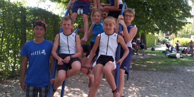 Trotzten erfolgreich der Hitze: Die jungen Bürstädter Triathleten. Foto: oh