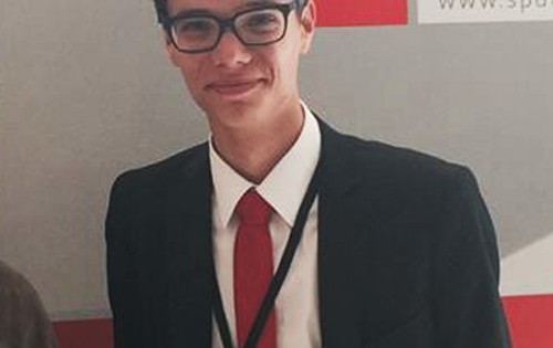 Maximilian Rühl setzt sich bei den Jusos für die Schüler ein. Foto: oh