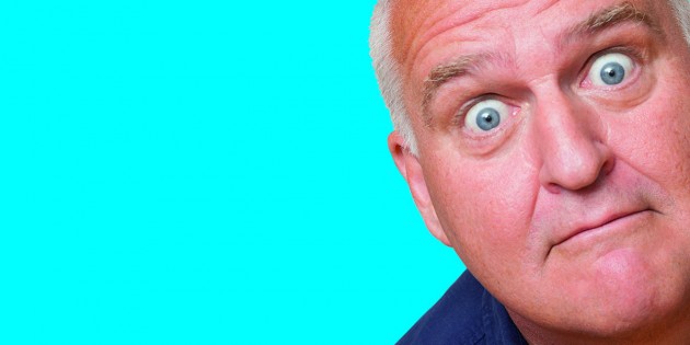 Antworten auf viele andere Fragen rund um die Krise nach der Midlife-Crisis gibt Markus Maria Profitlich in seinem aktuellen Soloprogramm am 12. Dezember in der Hans-Pfeiffer-Halle. Foto: SchwerlustigTV