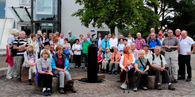 Idyllische Wanderwege und ein interessanter Museumsbesuch: Die Teilnehmer des Wanderausfluges der TG Biblis verbrachten einen schönen Tag in und um Haustein. Foto: oh