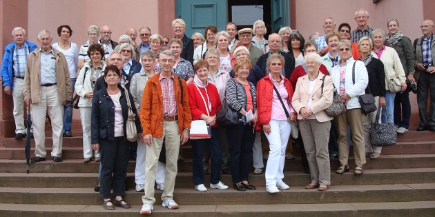 Die Reisegruppe des Fördervereins Domkirche vor der Darmstädter St.-Ludwig-Kirche. Foto: oh