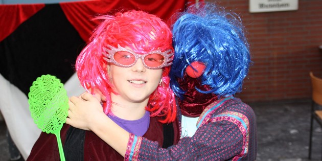 Zwei Schauspieler in ihrer Rolle. Foto: oh