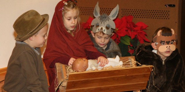 Die Kinder des Kinderkirchenmorgens erhielten für die schöne Darstellung der Weihnachtsgeschichte ihren verdienten Applaus. Foto: Eva Wiegand