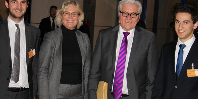 Michael Pfeifer, Christine Lambrecht, Dr. Frank-Walter Steinmeier und Joseph Möller (v.l.n.r.). Foto: oh