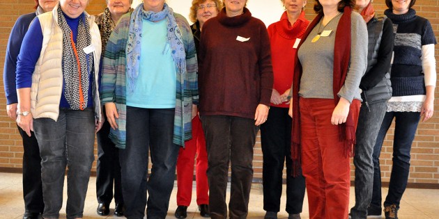 Bereiteten sich auf den Weltgebetstag vor: Petra Stumpf, Rosemarie Krauss, Christel Lottermann, Ulrike Munstein, Annette Gutbier, Petra Wolfgang, Anja Stumpf, Regina Schulz‐Heßling, Marion Jakob, Barbara Stricker. Foto:  Dek.Ried/Sekulla