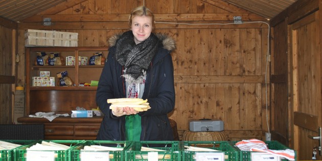 Seit Donnerstag Lampertheimer Spargel auf dem kleinen Schillerplatz!