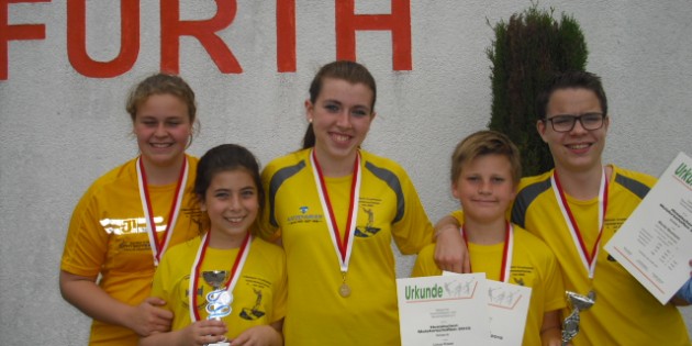 Überzeugten bei den Hessischen Meisterschaften: Zoe Molitor, Amélie Basta, Melina Basta, Linus Knorr und Moritz Neumann. Foto: oh
