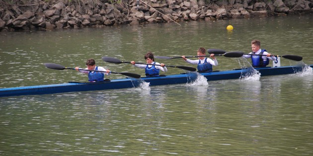 Die siegreichen Schüler B Vierer mit Lukas Schühle, Heiko Graef, Anton Klos und Janek Soballa. Foto: oh