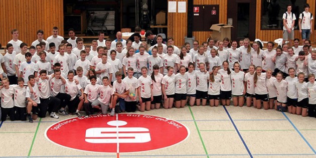 Freude am Spiel: Die E-Kader-Gruppe des Handball- Leistungszentrum Bergstraße. Foto: oh