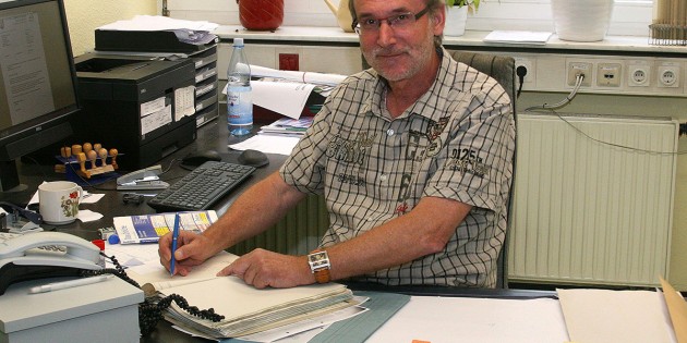 Horst Schmitt steht als neuer Ansprechpartner für Bürgerinnen und Bürger in Lampertheim zum Thema Flüchtlinge und Asylbewerber zur Verfügung. Foto: Stadt Lampertheim