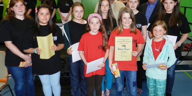 Die geehrten Sängerinnen der Young Voices. Foto: ehr
