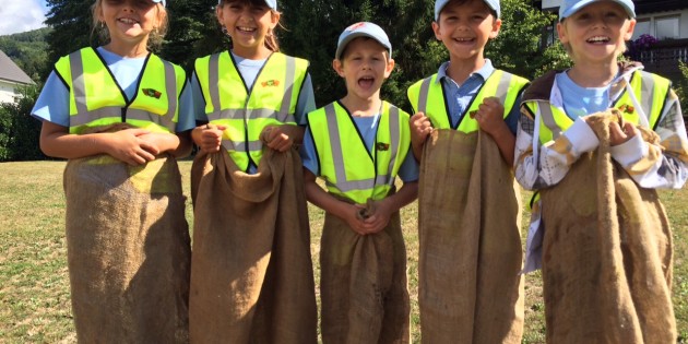 Das Team aus Wattenheim freute sich riesig über den dritten Platz bei der Olympiade der Kinderfeuerwehren. Foto: oh