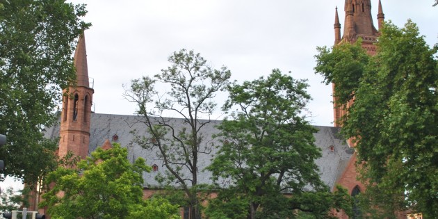 Lukasgemeinde Lampertheim lädt zum Tauferinnerungsfest ein