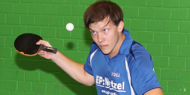 Nach seinem Studienaufenthalt in Singapur ist Matthias Thomas wieder in die Hüttenfelder Mannschaft zurückgekehrt und holte gegen den TTC Heppenheim III den einzigen Einzelsieg der SGH. Foto: ehr
