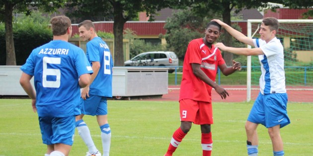 Mit Fußball besonderes Zeichen der Integration setzen