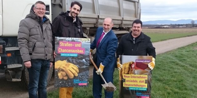 Burkhard Vetter, Fabian Storzer, René Rock MdL und Hans-Joachim Domby (v.l.). Foto: oh