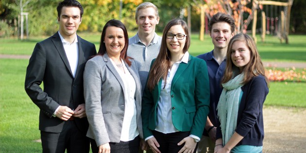 Freuen sich über den Breitbandausbau: Die Kandidaten der JU Ried für die Kommunalwahl. Foto: oh