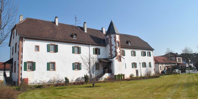 Die dunklen Wolken über Neuschloß sind verschwunden und die Sonne strahlt vom Himmel: Nachdem kein Ortsbeirat gewählt werden konnte, erhalten die Bürger mit der Bürgerkammer eine Möglichkeit der direkten Einbindung in politische Entscheidungen. Foto: Benjamin Kloos