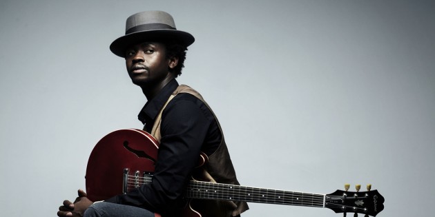 Gitarrist Moh! Kouyaté mischt Funk, Rock, Jazz, Blues und Afrobeat mit den Mandinke-Traditionen seines Heimatlandes Guinea. Foto: oh