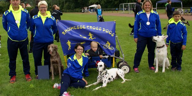 Toller Erfolg für die „Rhoihesse Cross Dogs“ bei der Landesmeisterschaft im Turnierhundesport des Hundesportverband Rhein-Main. Foto: oh