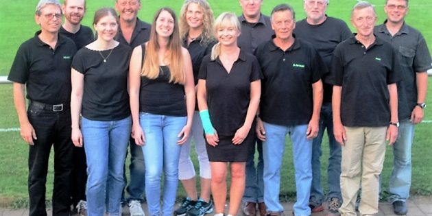 Hüttenfelds Luftpistolenschützen ohne Personalsorgen: Helmut Günther, Sascha Hahl, Ricarda Thomas, Freddy Ehret, Karina Ackermann, Britta Andes, Tanja Fleig, Willy Baumann (Mannschaftsführer 1. Mannschaft), Helmut Hartmann (Mannschaftsführer 2. Mannschaft), Walter Dörr, Hans-Martin Schneider und Andreas Hermann (v.l.). Es fehlen: Daniel Wallisch und Uwe Wittmann. Foto: ehr
