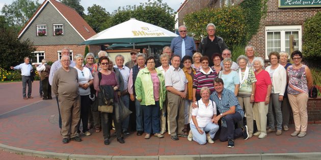 Verbrachten wundervolle Tage in Ostfriesland: Die Hofheimer Landfrauen samt Partnern. Foto: oh