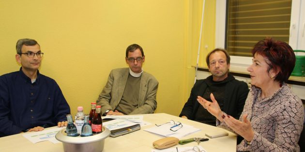 Bürgermeisterin Barbara Schader beim Pressegespräch mit Dr. Gerd Baltes, Jürgen Knödler und Dr. Michael Held. Foto: Hannelore Nowacki