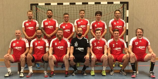 Steht vor richtungsweisenden Spielen: Das Handballteam des TV Lampertheim. Foto: oh
