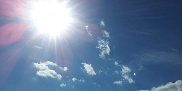 Der Sommer ist endlich da – mit heißen Temperaturen. Das Gesundheitsamt gibt Tipps um sich zu schützen. Foto: pixabay.com