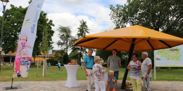 Zum „Tag der Architektur“ war die alla hopp!-Anlage gut besucht, wenn auch nicht zum eigentlichen Thema, sondern wie sonst auch zum vergnüglichen Aufenthalt mit Bewegung und Entspannung. Foto: Hannelore Nowacki