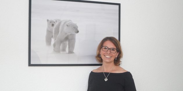 Die Lampertheimerin Dr. Anja Kolb-Kokocinski präsentiert bis 10. November ihre vielfältigen Werke im Haus am Römer. Foto: Sigrid Samson