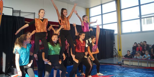 Die Schüler hatten viel Freude bei den Zirkusvorstellungen des Mitmachzirkus „ZappZarap” und begeisterten die Zuschauer. Foto: Sigrid Samson