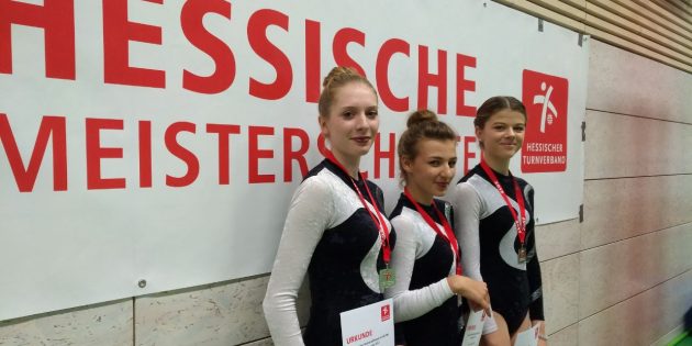 Emily Arko, Lena Wetzel und Annika Meier sicherten sich den Vizetitel bei den Hessischen Meisterschaften der Wettkampfgymnastik. Foto: oh