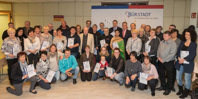 Die Idee der seniorengerechten Lebensgestaltung wurde bereits von zahlreichen Unternehmen und Einrichtungen in Bürstadt, Bobstadt und Riedrode umgesetzt und mit dem Zertifikat des Kreisseniorenbeirates Bergstraße besiegelt. Foto: Hannelore Nowacki