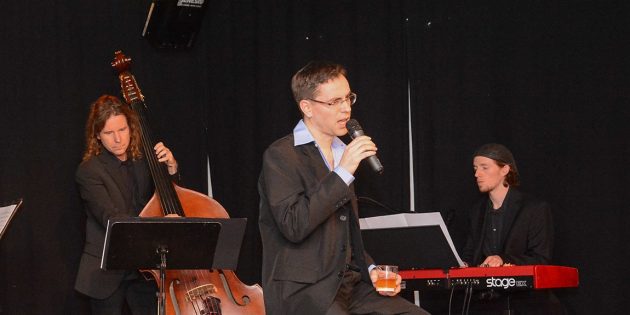 03.11.2016 Lampertheim 
Lampertheim Lokales / Musikkultur: Ja Schatz! - Lieder von Bobo Wartke im Alten Kino