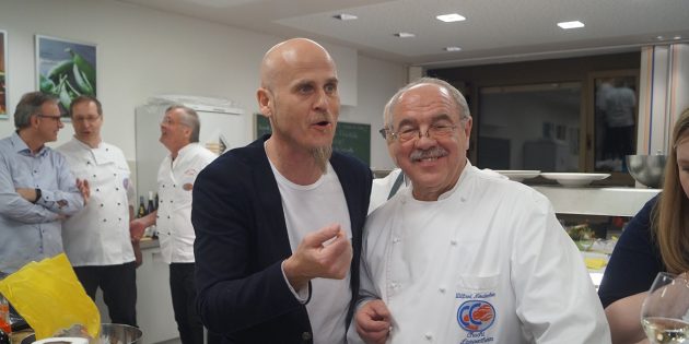 Prominenter Ehrengast bei den Lampertheimer Spargelköchen dank „Soßen-Willi“
