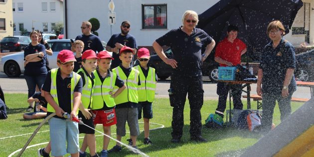 Nachwuchs misst sich bei der Kinderolympiade 