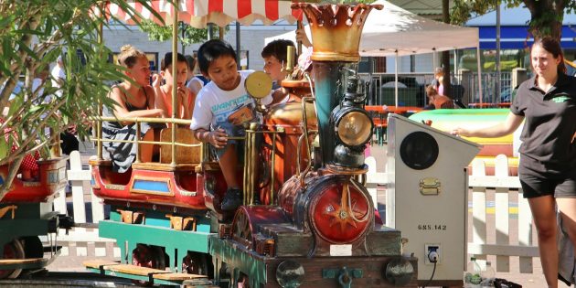 Das Kinder-Sommer-Fest zum Abschluss der Ferien zählt bereits zur guten Tradition in Lampertheim – wie 2016 wird auch in diesem Jahr der Nostalgie-Express für Begeisterung sorgen. Archivfoto: Hannelore Nowacki
