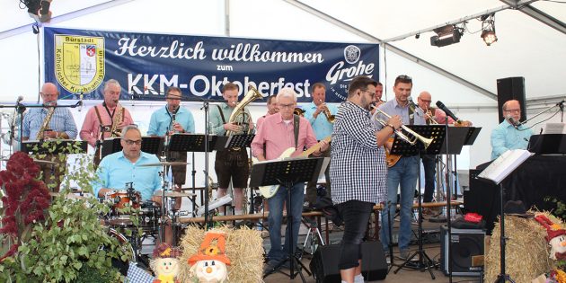 Für bayrisches Flair sorgten wie immer die Oktoberfestmusiker. Foto: Eva Wiegand 