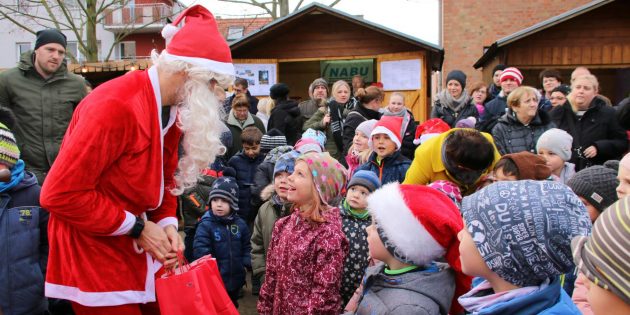 Der Nikolaus brachte den Nordheimer Kindern große Freude. Foto: Hannelore Nowacki