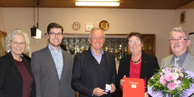 Rita Rose bekommt Willy-Brandt-Medaille