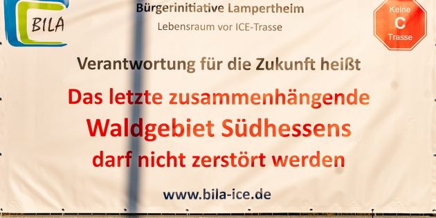 Mit einem menschlichen Lichter-Zug möchten die Bürgerkammer Neuschloß und die BILA am 1. März gegen die C-Trasse und der damit verbundenen Zerschneidung des Waldes demonstrieren – demonstrieren Sie mit! Archivfoto: Hannelore Nowacki