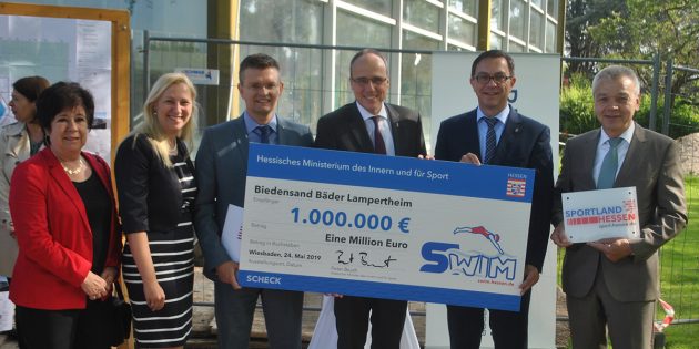 „Damit Kinder in Lampertheim auch künftig schwimmen lernen können”