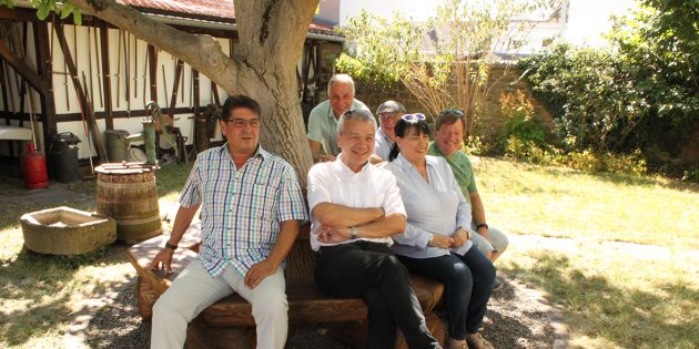 Heimatmuseum Lampertheim erhält neue Gartenbank