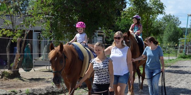 Koppelfest begeisterte mit Ponyreiten und tollen Reitshows